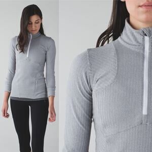 Lululemon Gray & White Herringbone Print Long Sleeve Pullover Women's Size 8 EUC